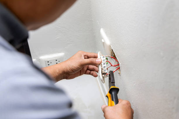 Best Affordable Emergency Electrician  in Norwood, OK